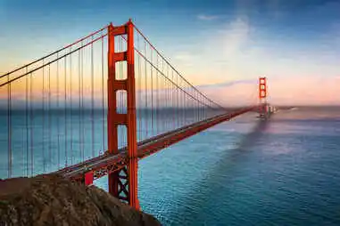 flip clock screen background of Golden Gate Bridge, San Francisco